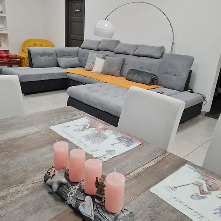Silver Dream Apartmanhaz 公寓