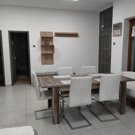 Silver Dream Apartmanhaz Lejlighed Debrecen