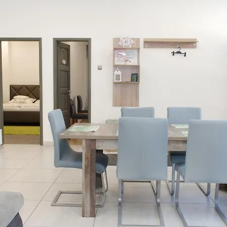 Silver Dream Apartmanhaz 公寓