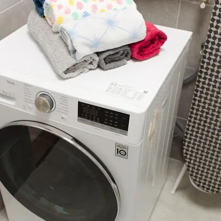 Silver Dream Apartmanhaz 아파트 *