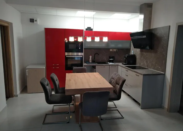 Silver Dream Apartmanhaz דירה דברצן